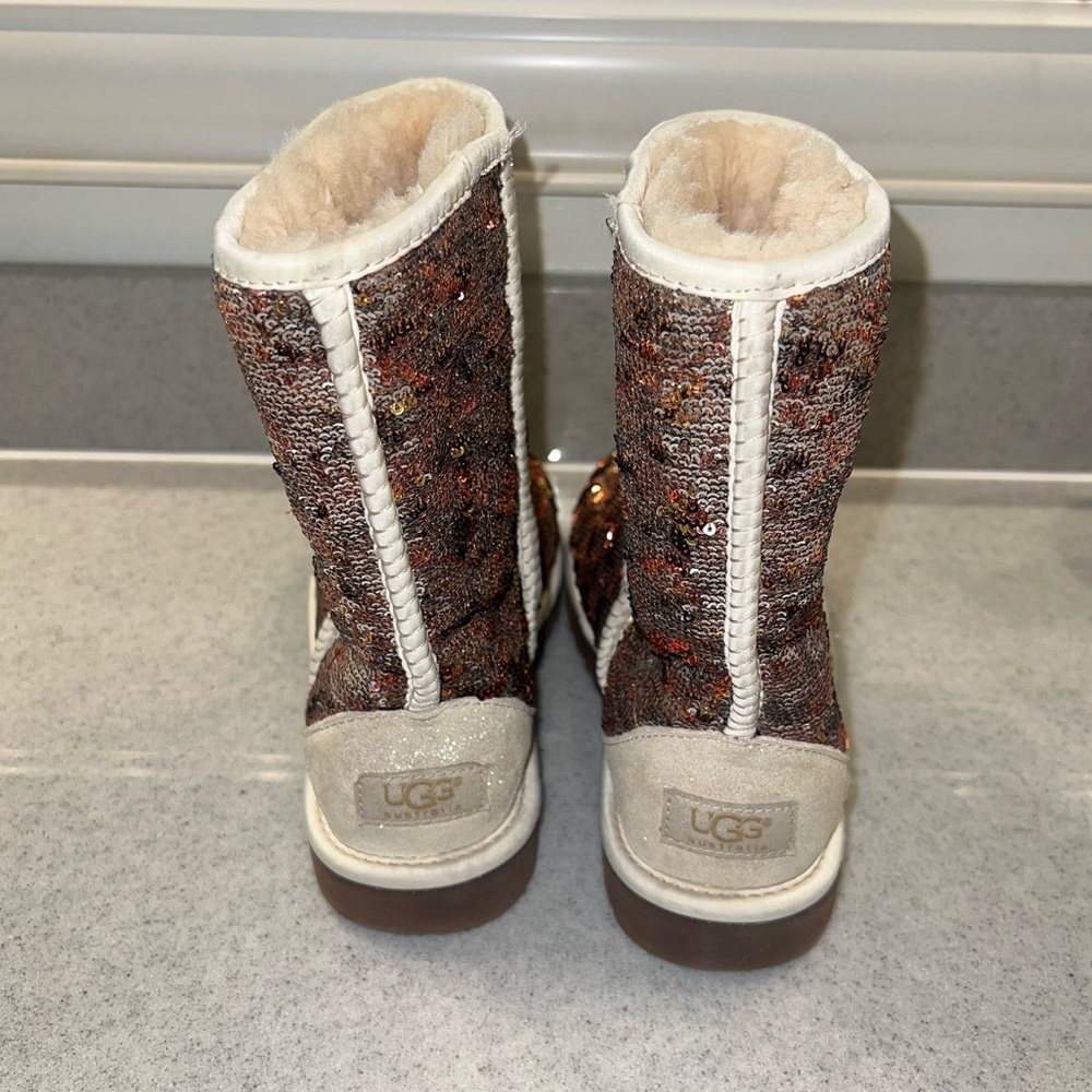 ✨ UGG | Brown & Silver Sequin Fur-Lined Boots Size 8 | Good Condition - Picture 3 of 12
